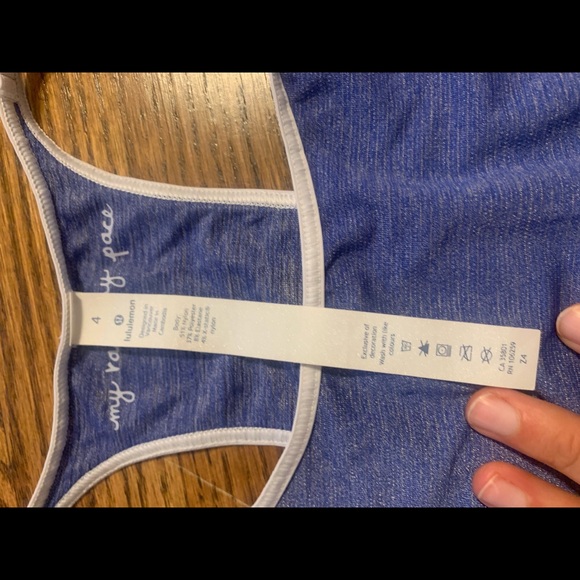 Lululemon tank - Picture 3 of 3
